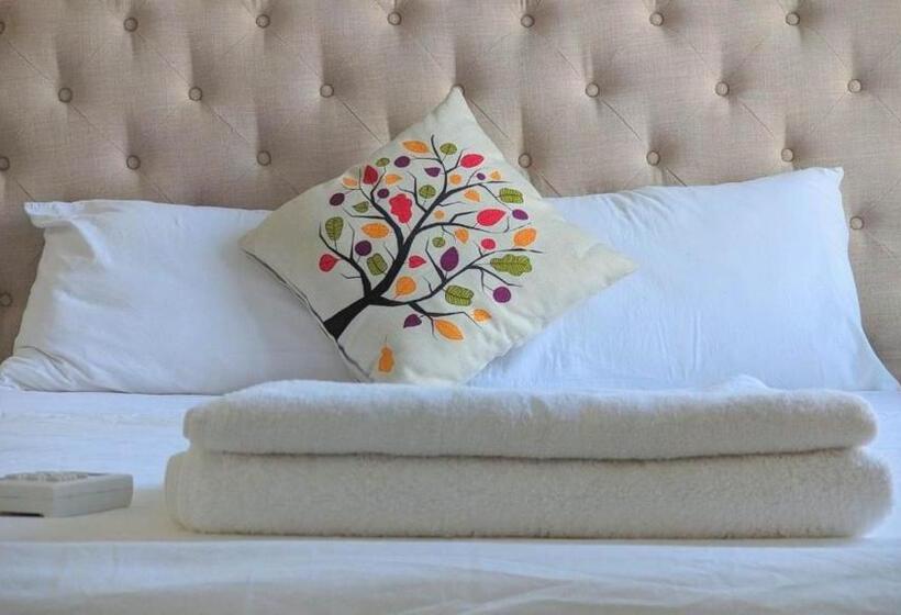 تختخواب و صبحانه Angels Homestay Grand World