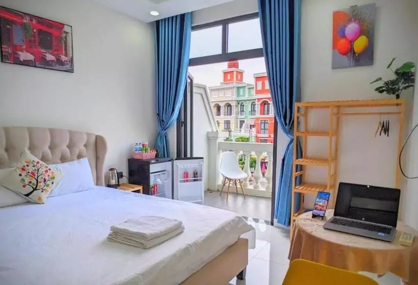 تختخواب و صبحانه Angels Homestay Grand World