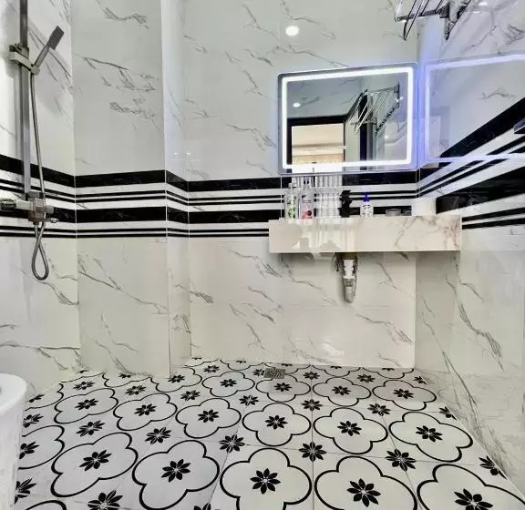 تختخواب و صبحانه Angels Homestay Grand World