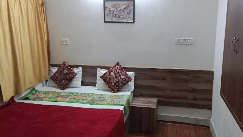 ホテル Bhadu