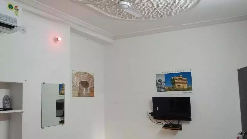 ホテル Bhadu