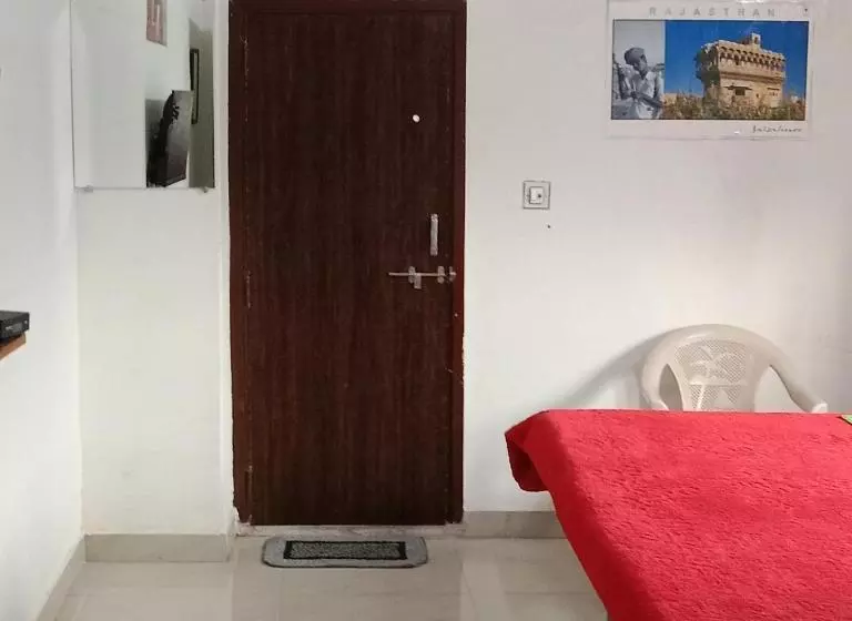ホテル Bhadu
