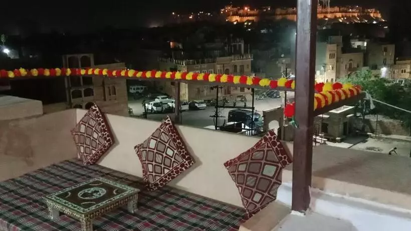 ホテル Bhadu