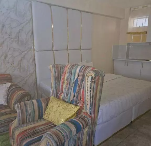 هتل Airport Studio Apartments Jkia