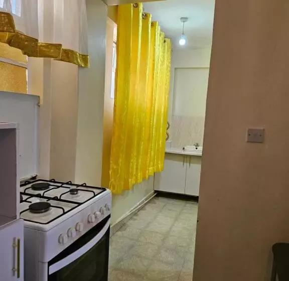 هتل Airport Studio Apartments Jkia