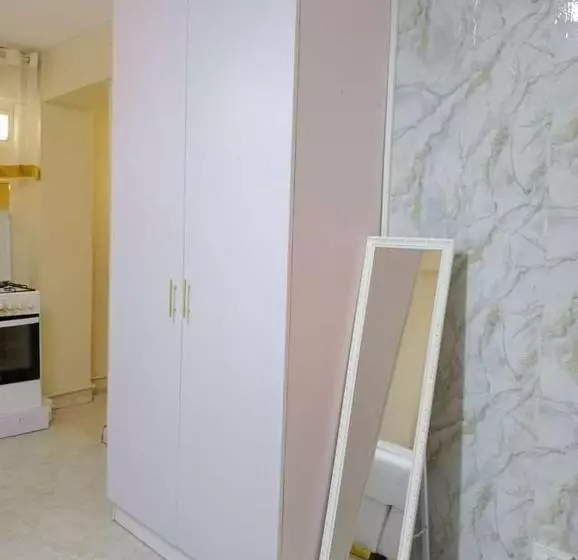 هتل Airport Studio Apartments Jkia