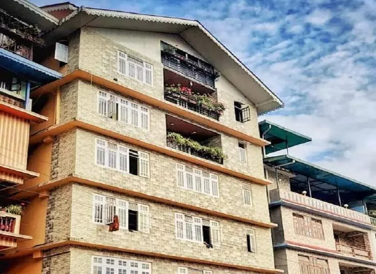 Hotelli Broz Nazom Retreat Gangtok