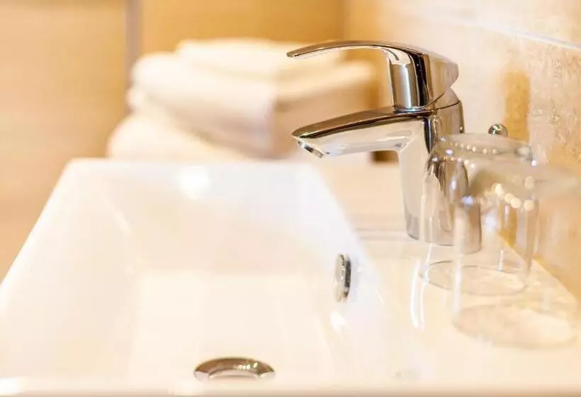 هتل Friese Up Annersiet