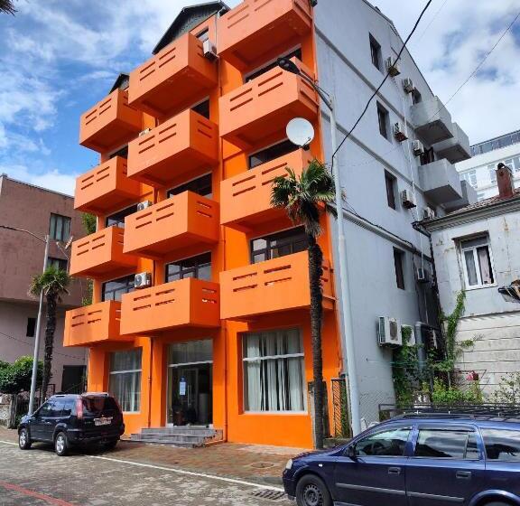 هتل Orange