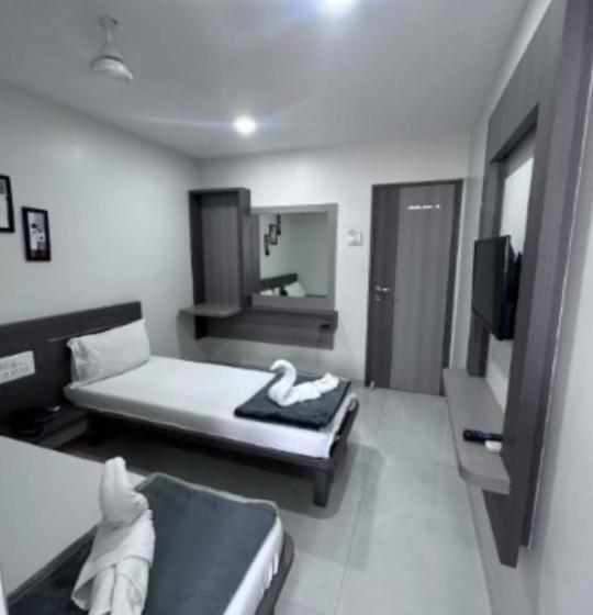 בית מלון כפרי Rs Regency