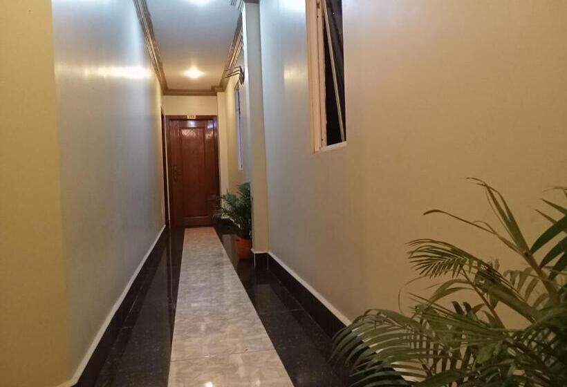 בית מלון כפרי Selver Shinn & Restaurant