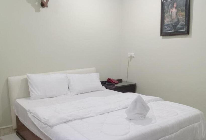 בית מלון כפרי Selver Shinn & Restaurant