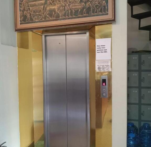 בית מלון כפרי Selver Shinn & Restaurant