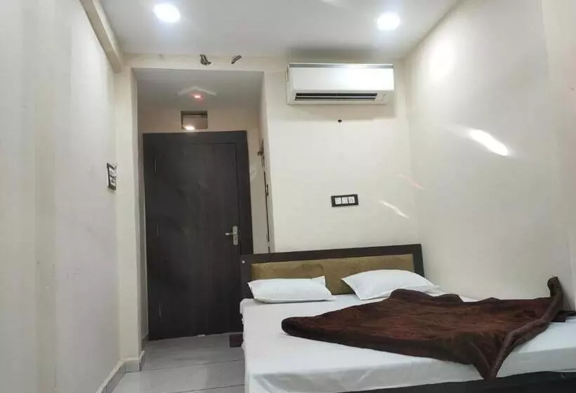 Hotelli Star Suites