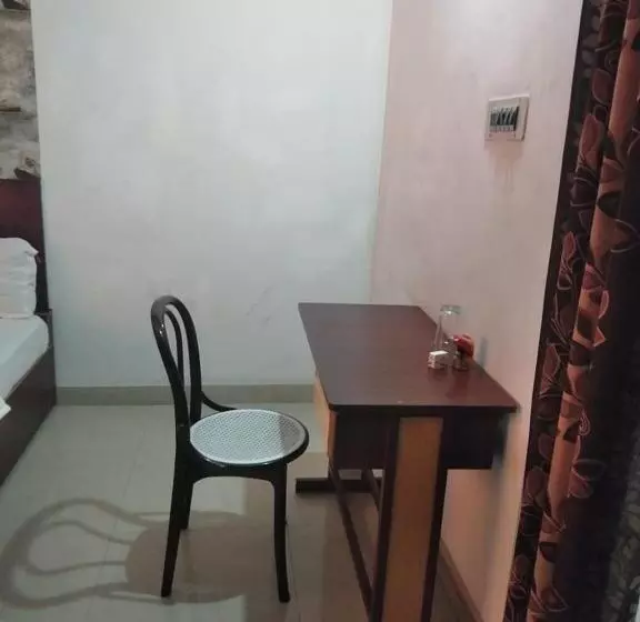 هتل Tms Premier Park Inn