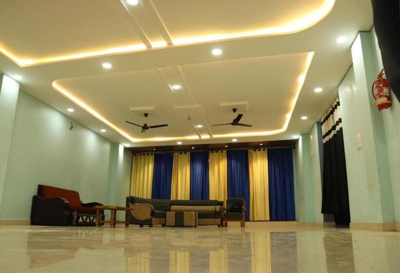 Мотель Shikhar Palace