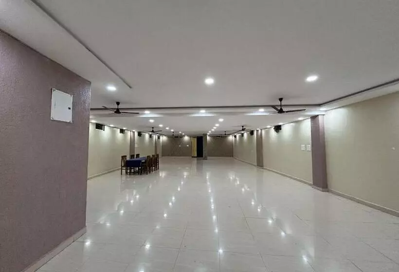 モーテル Shikhar Palace
