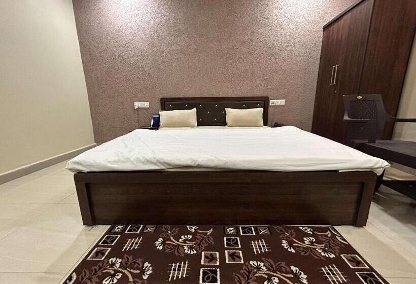 Мотель Shikhar Palace