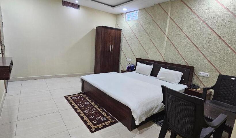 Мотель Shikhar Palace