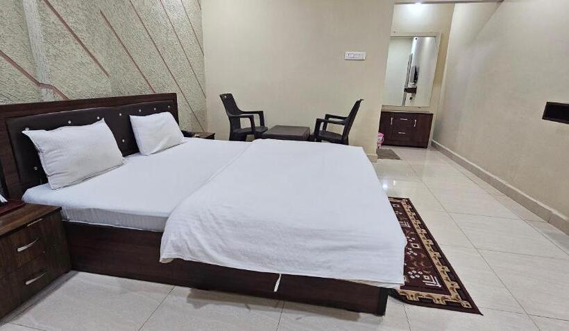 Мотель Shikhar Palace