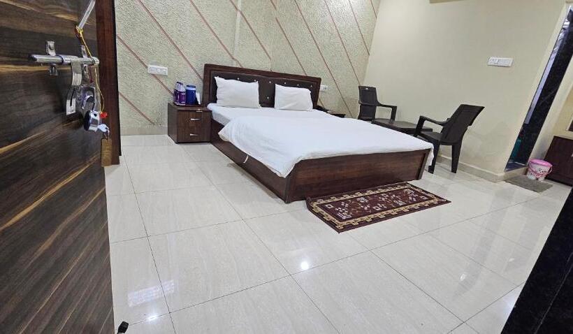 Мотель Shikhar Palace