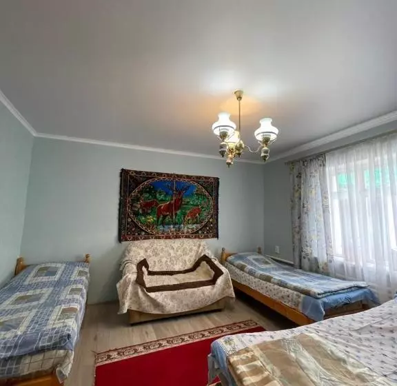 پانسیون Lake House