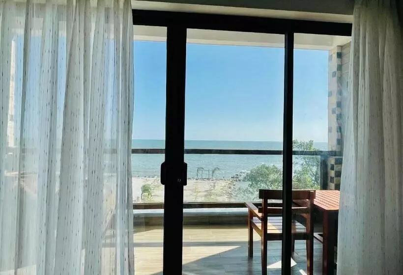استراحتگاه Garden Sea