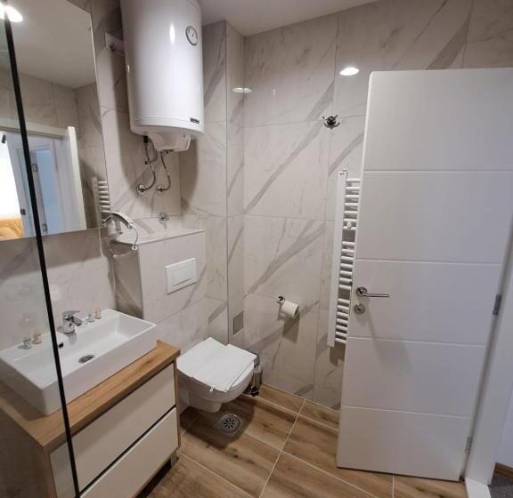 Ru&ki Apartman  Hotel Djina A13