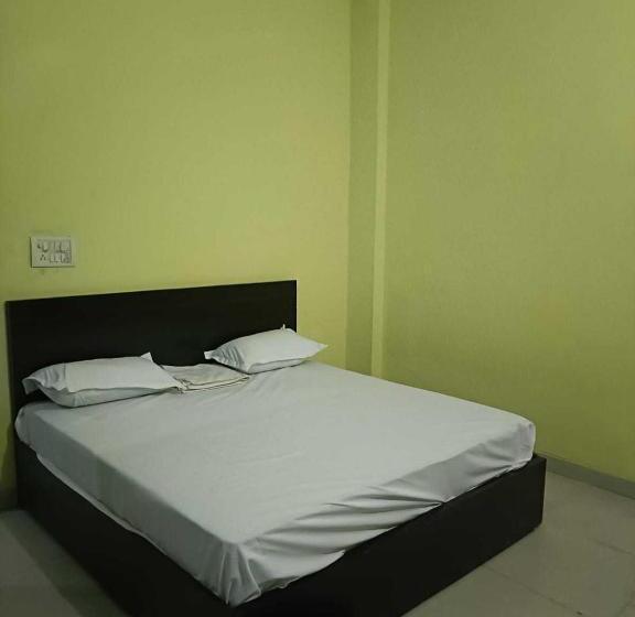 Super Oyo Hotel Shree Ji