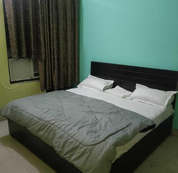 Super Oyo Hotel Shree Ji