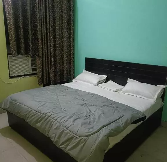 Super Oyo Hotel Shree Ji