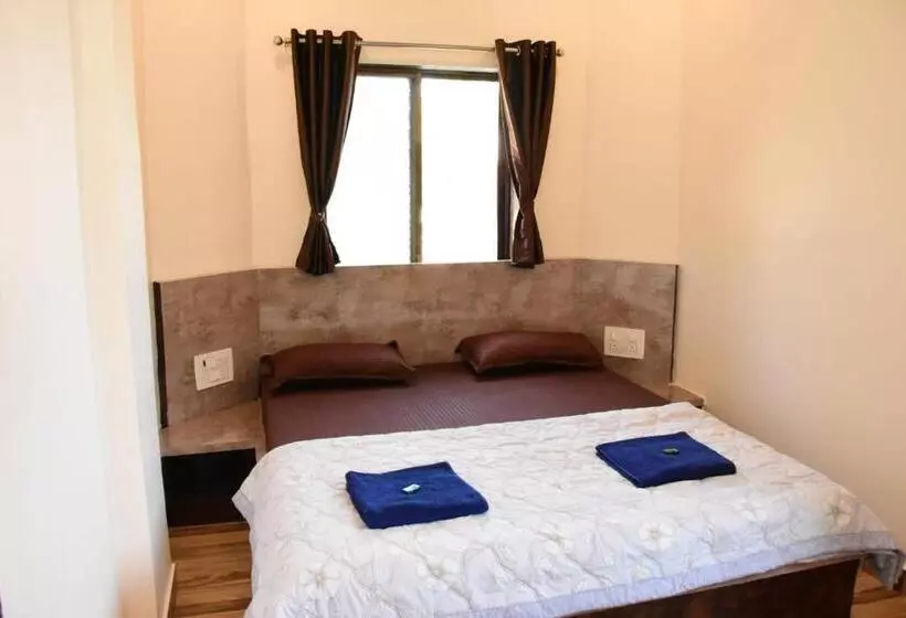 Suyog Hotel,matheran