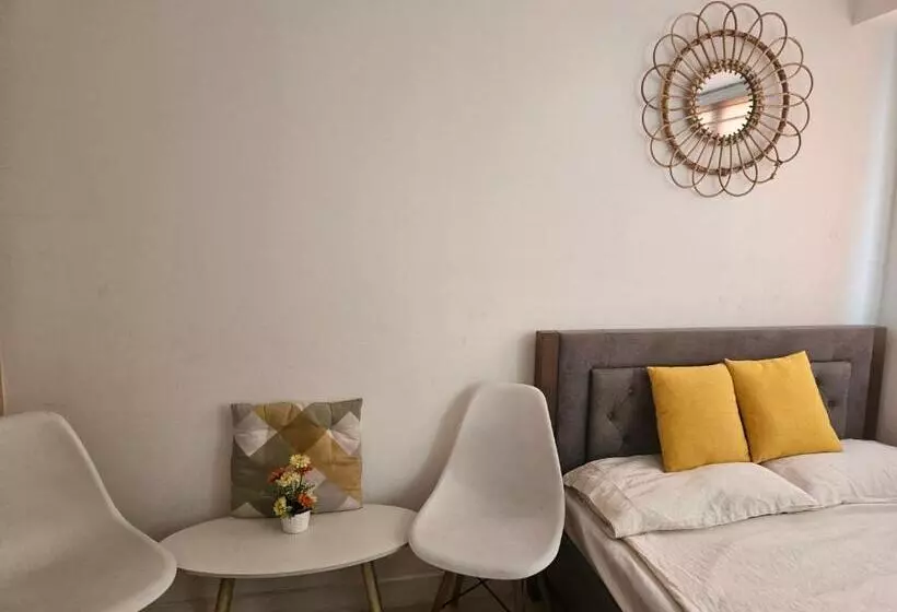 The Residences At Commonwealth By Century Properties
