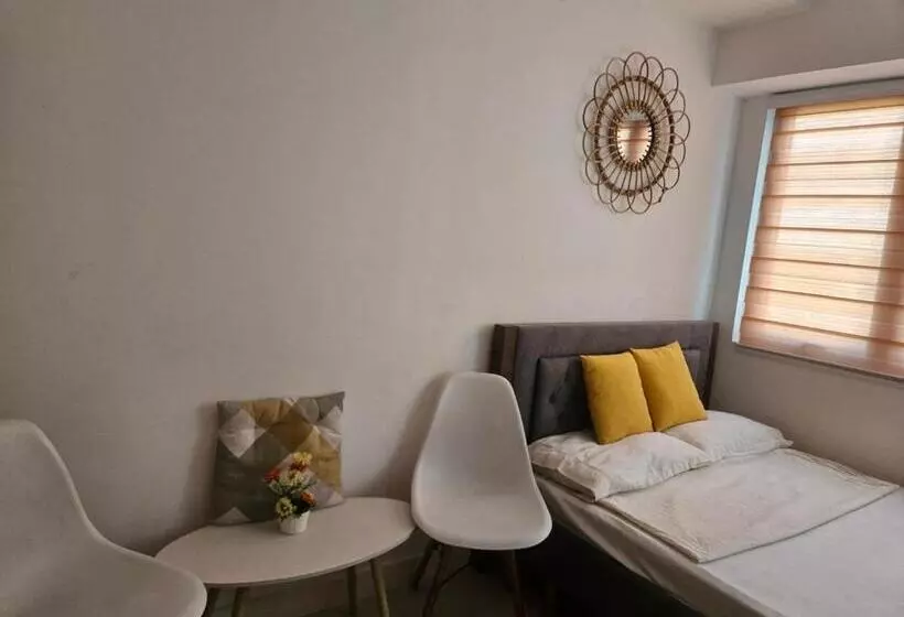 The Residences At Commonwealth By Century Properties