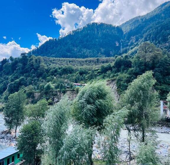 Aadarsh Hotel, Nanital