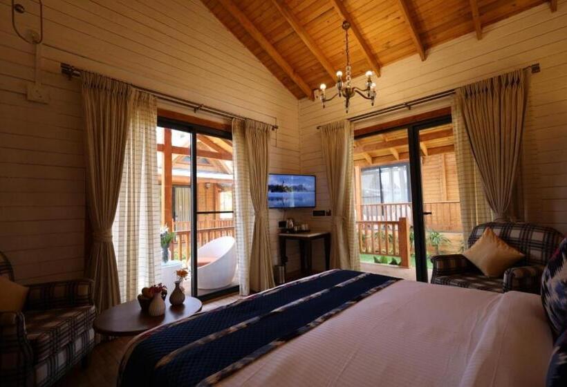 Aaristo Beach Resort And Spa