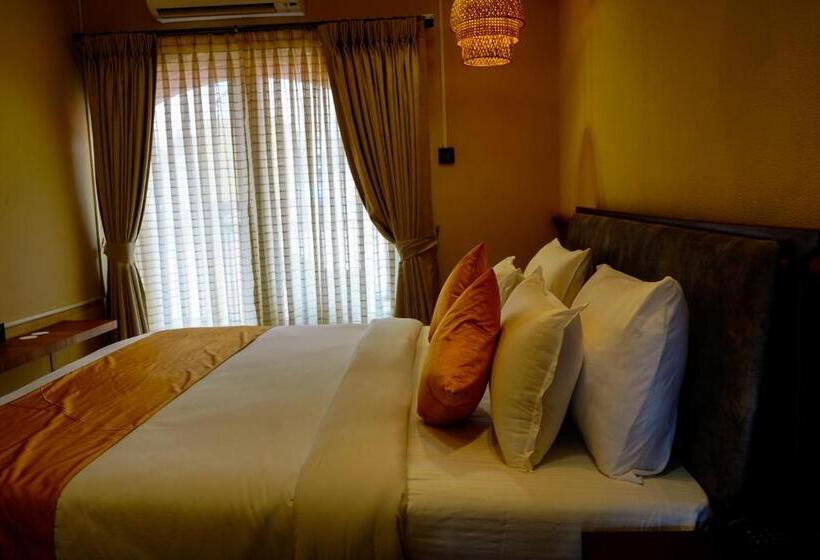 Aaristo Beach Resort And Spa