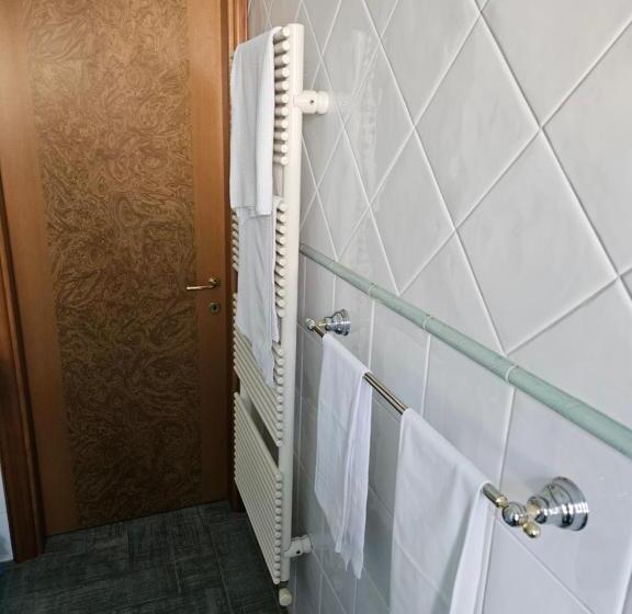 Albergo Ailanthus B&b