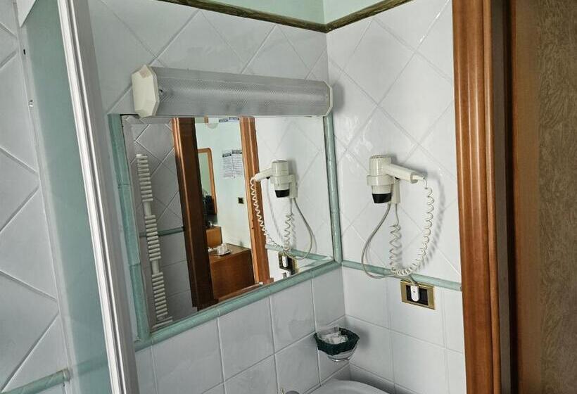 Albergo Ailanthus B&b