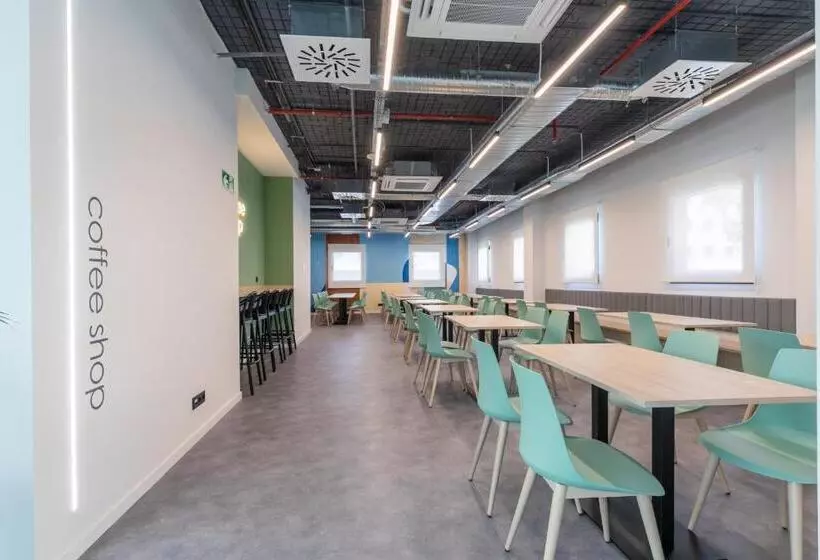 Retkeilymaja Micampus Getafe Ii Student Residence