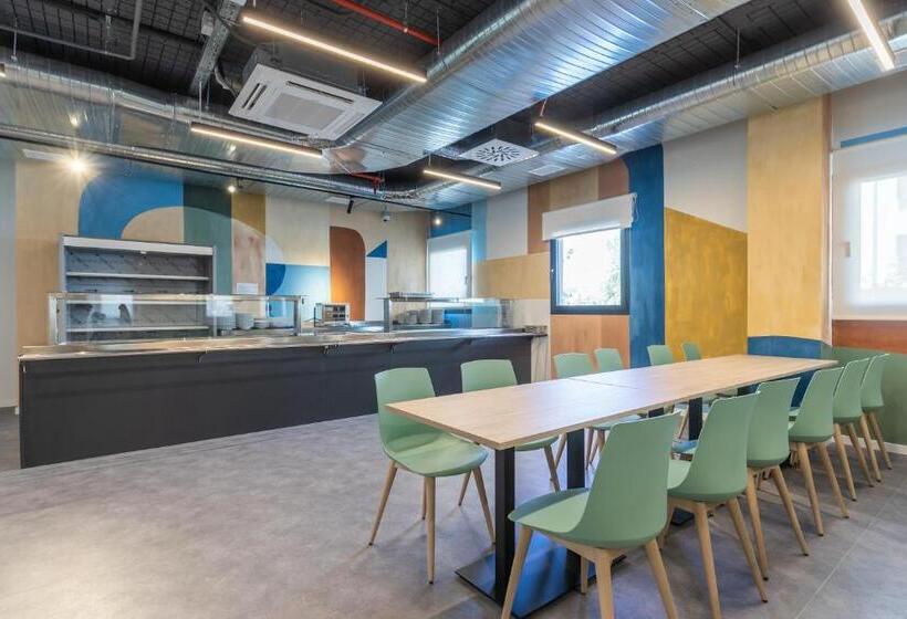 ユースホステル Micampus Getafe Ii Student Residence