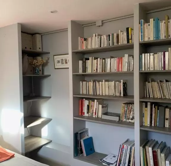 ベッドアンドブレックファースト Chambre Souplex Au Calme Chez L Habitant