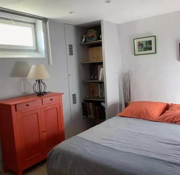 ベッドアンドブレックファースト Chambre Souplex Au Calme Chez L Habitant