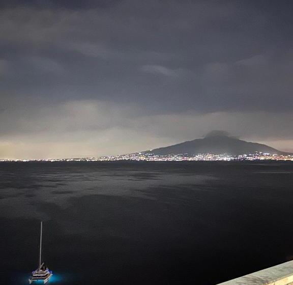 ベッドアンドブレックファースト Lemon Gaja