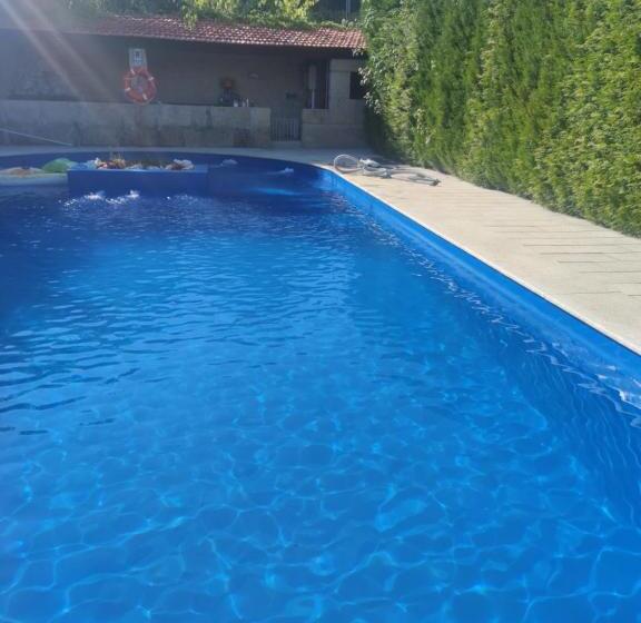 Bed and Breakfast Real Santo António Guest House