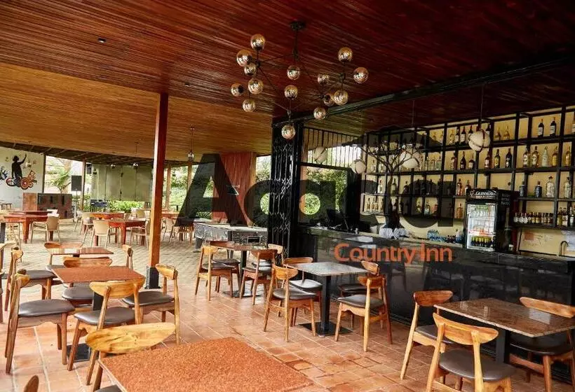 هتل Acacia Country Inn