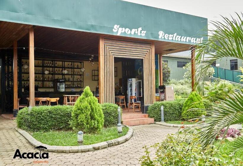 هتل Acacia Country Inn