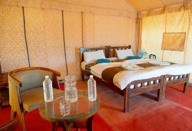 Отель Melody Moon Desert Camp & Resort
