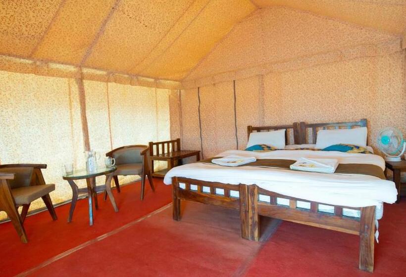 Отель Melody Moon Desert Camp & Resort