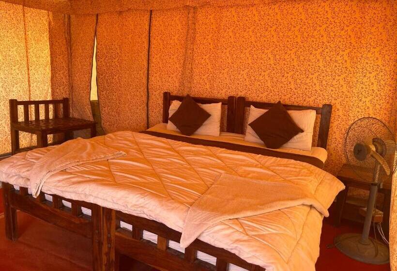 Отель Melody Moon Desert Camp & Resort